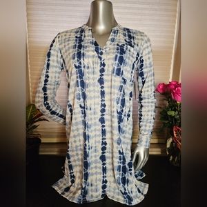 NWT New York Laundry V-Neck Tunic - Size S